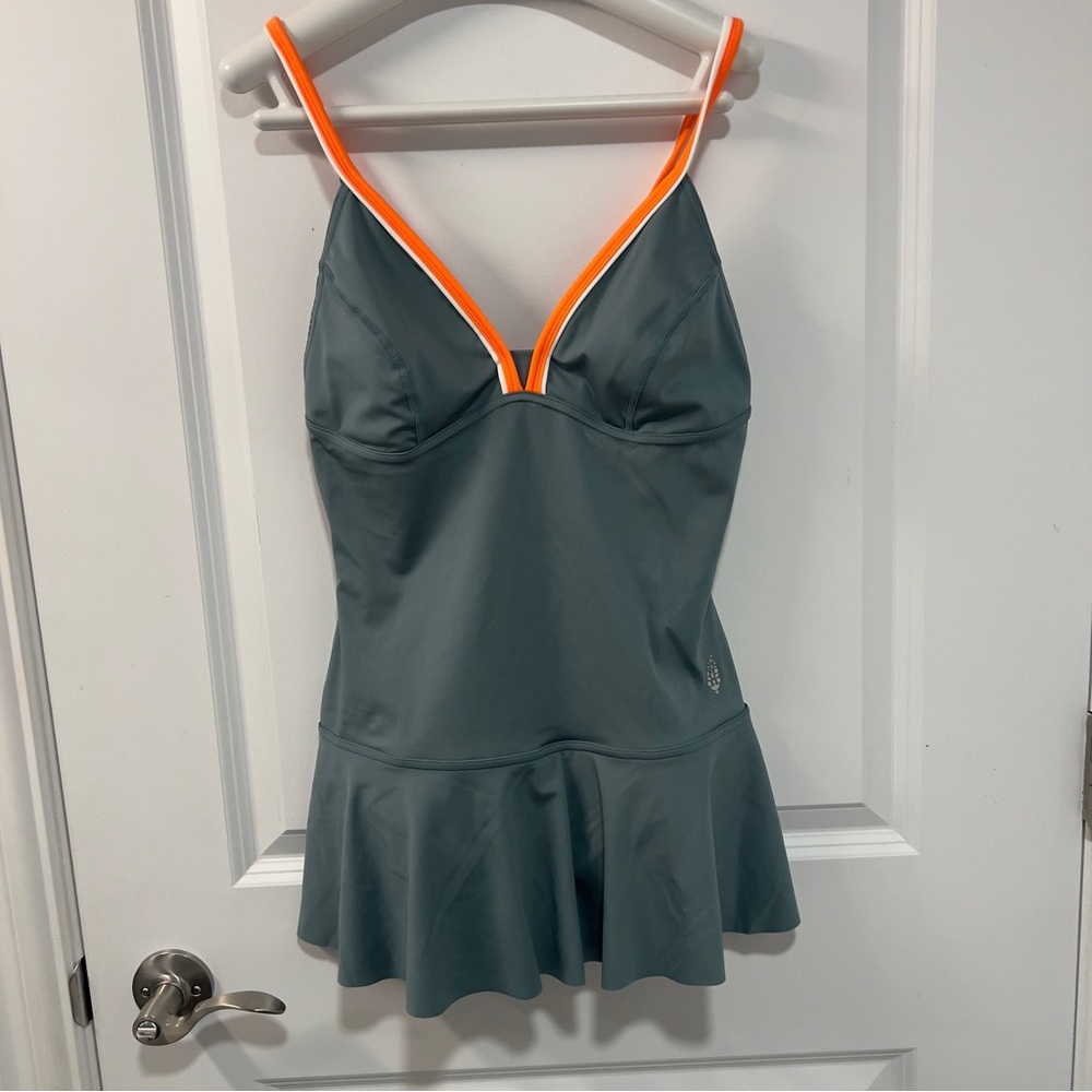 Free People Movement Hitting the Sweet Spot Skortsie Green Size Small - Picture 3 of 8